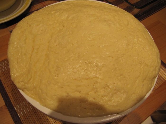Булочки с изюмом