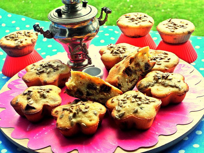 Маффины с финиками и семечками