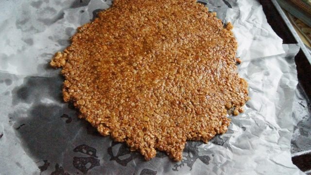 Козинаки из овсяных хлопьев