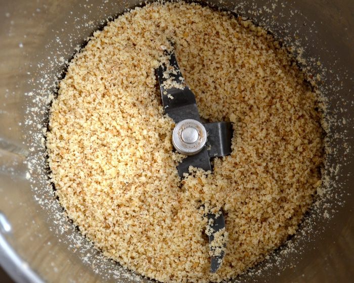 Паста в сливочно-ореховом соусе