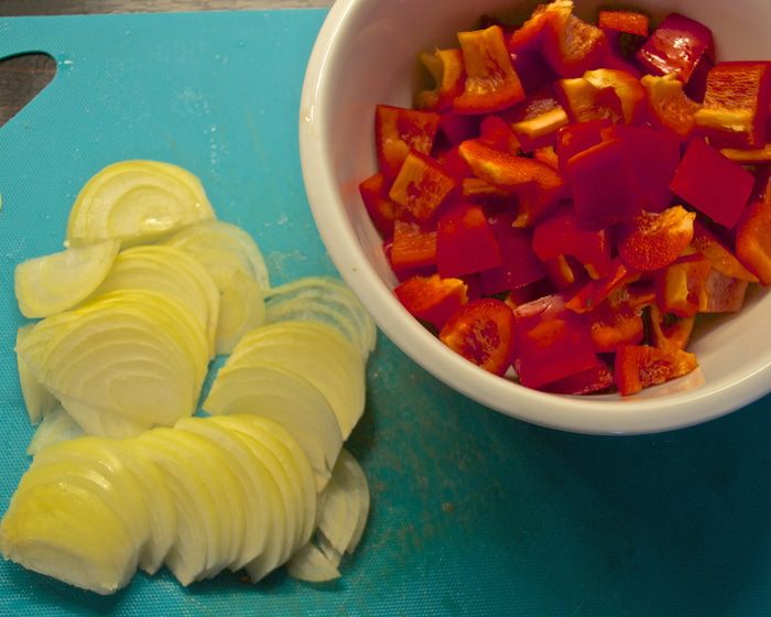 Куриная паприка с мини-клецками