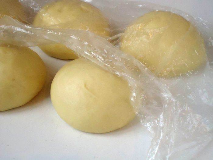 Булочки слоеные с джемом и вареной сгущенкой