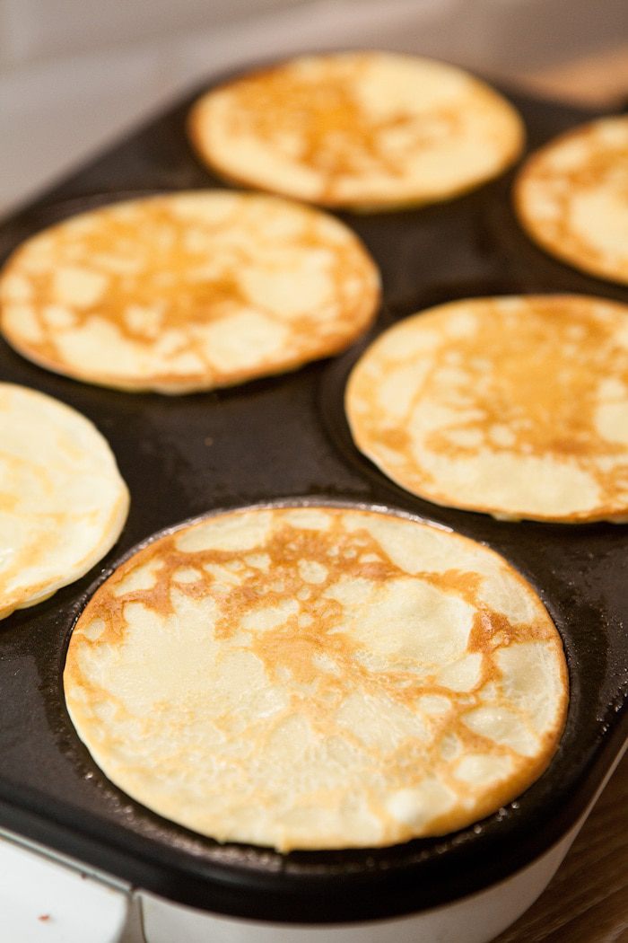 Блинчики с фаршем под сырной корочкой