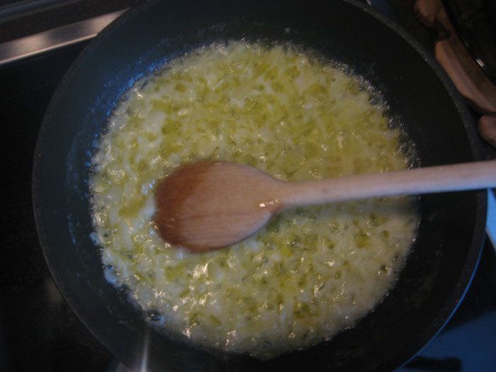 Теплый картофельный салат с телятиной