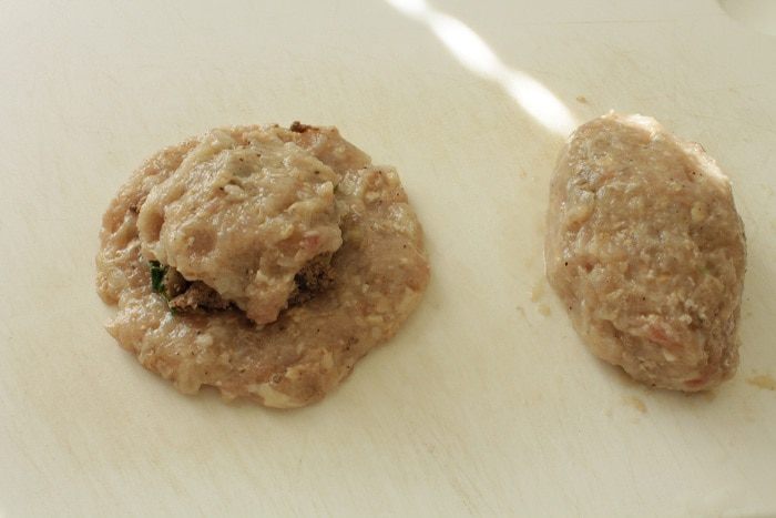 Куриные зразы с печенью и яблоками