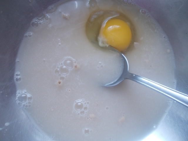 Мини-пироги с квашеной капустой и грибами