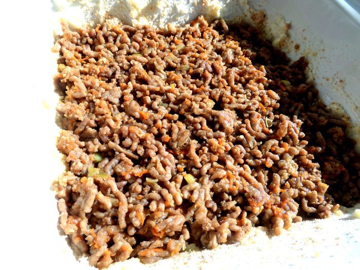 Картофельная запеканка с сельдереем и фаршем