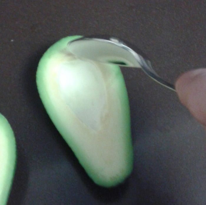 Салат из авокадо с индейкой