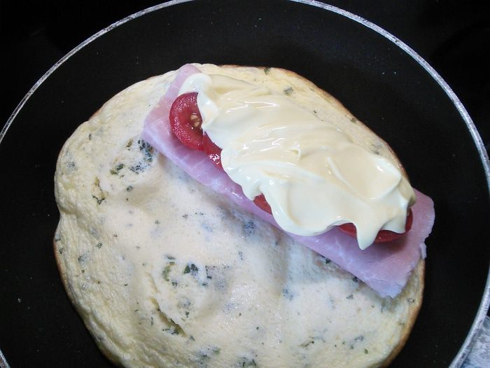 Омлет-суфле а ля кордон блю (Omelet à la Cordon bleu) 