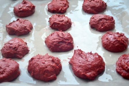 Шоколадные сэндвичи с творожным кремом