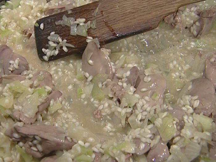 Ризотто с куриной печенкой