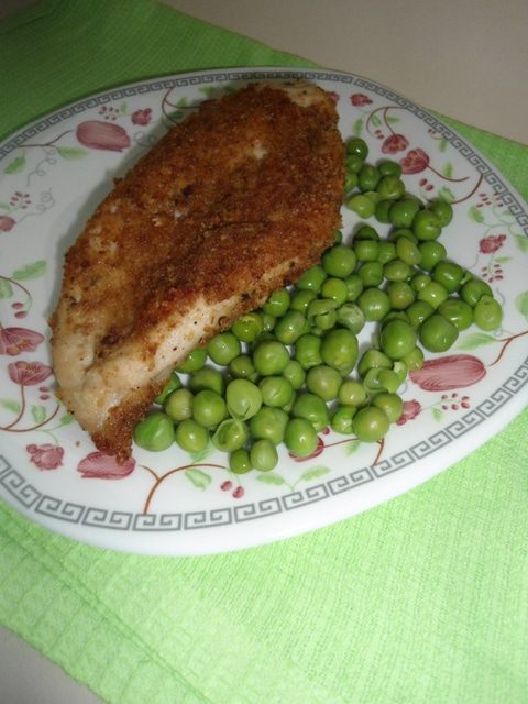 Куриная грудка, запеченная с чесночком 