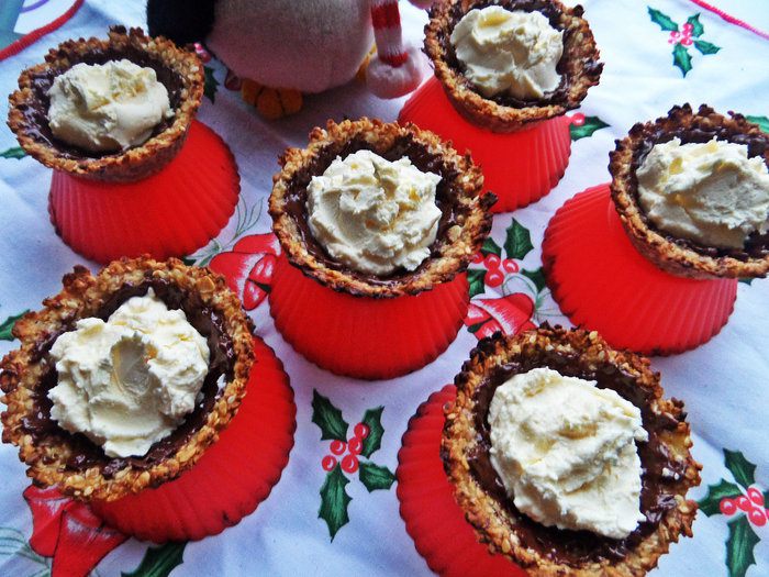 Овсяные корзиночки с маскарпоне и шоколадом