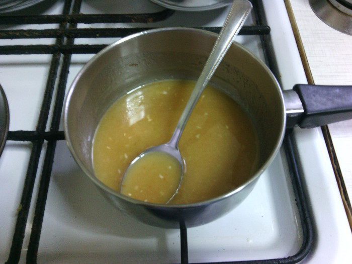 Тыквенный пирог с лимонной заливкой и орехами