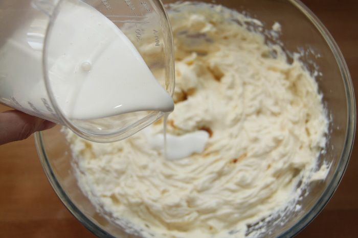 Чизкейк с корицей, яблоком и сахарным пеканом
