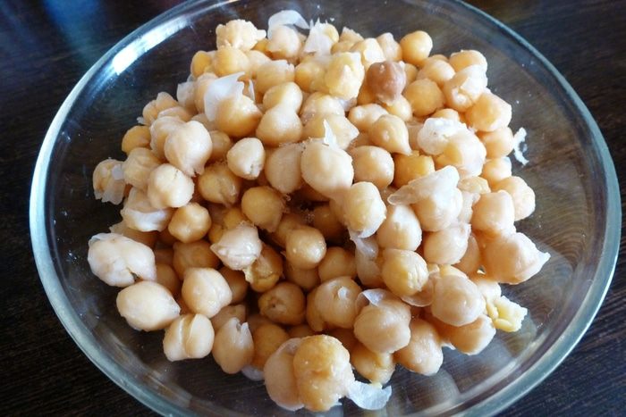 Паштет из нута с вешенками и грецкими орехами