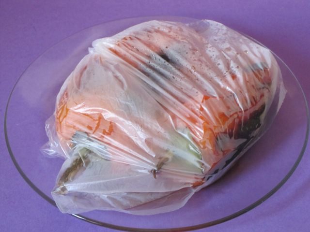 Салат из баклажанов с сыром