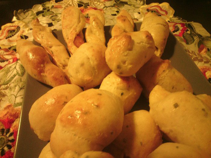 Пирожки с сосисками