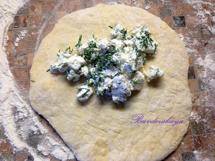 Лангоши с фетой