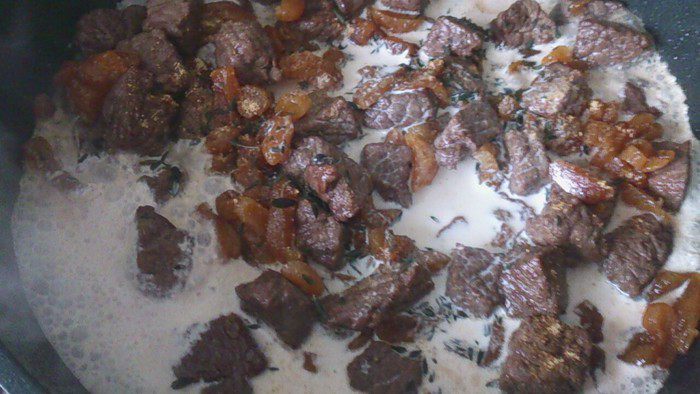 Телятина с курагой