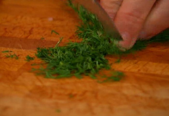 Киш с семгой и шпинатом