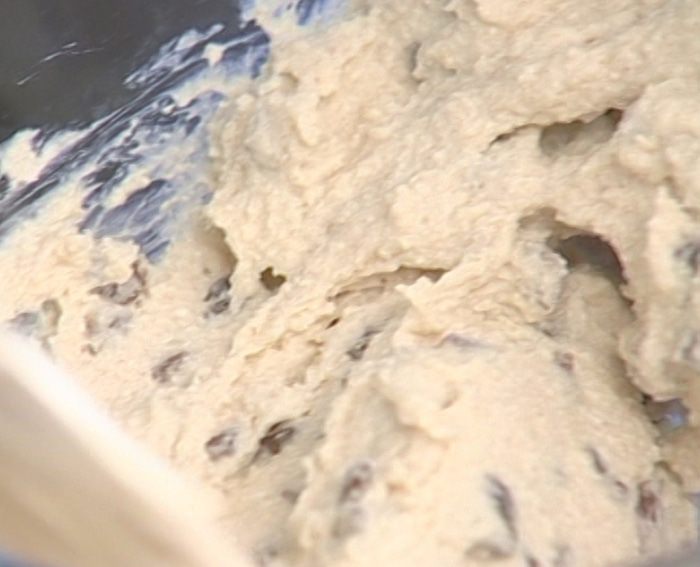 Булочки с творогом и изюмом