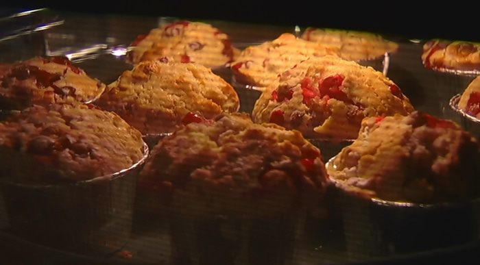 Апельсиновые маффины с клюквой 