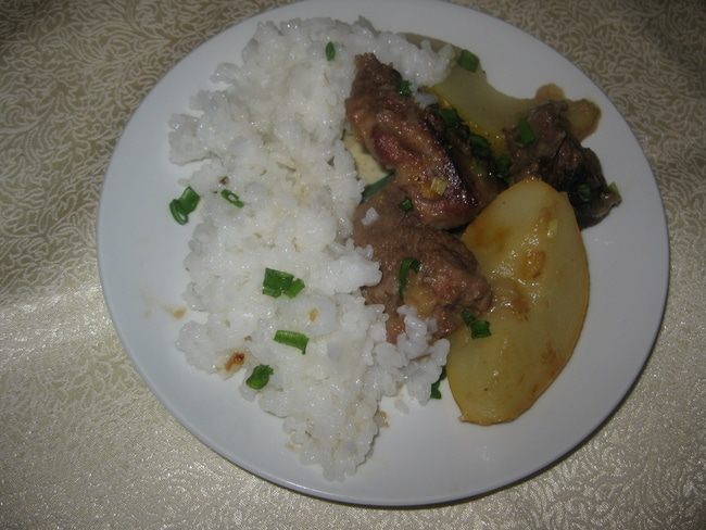 Говядина, тушенная с грушами