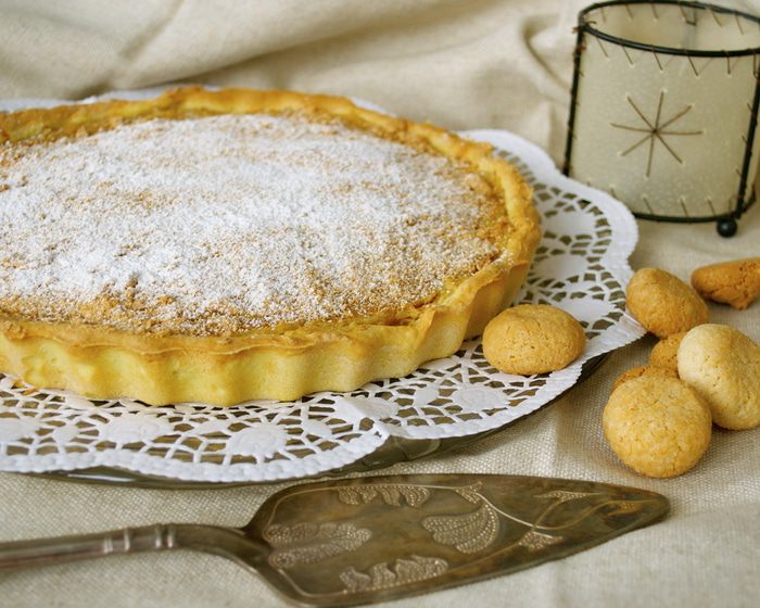 Открытый пирог с кремом франжипан (Crostata con crema Frangipane)