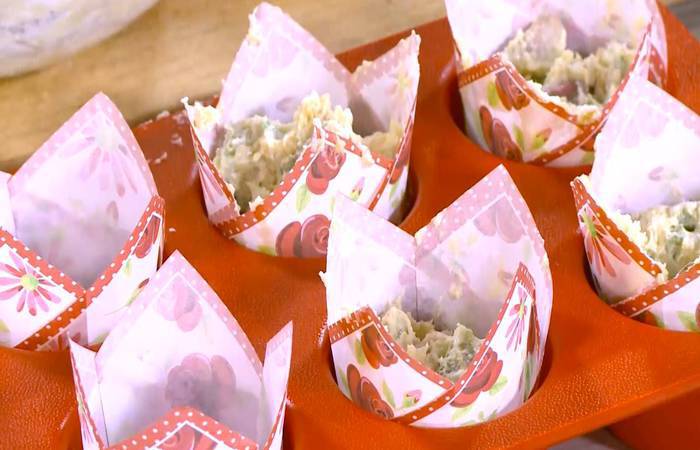 Сливочные булочки с ревенем 