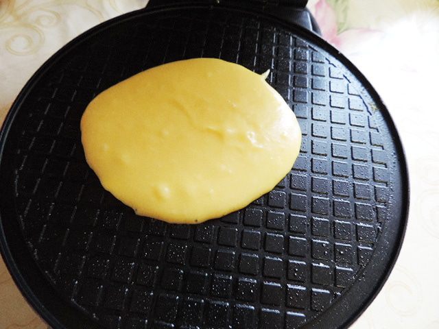 Хрустящие вафли (2 рецепта из одного набора продуктов)