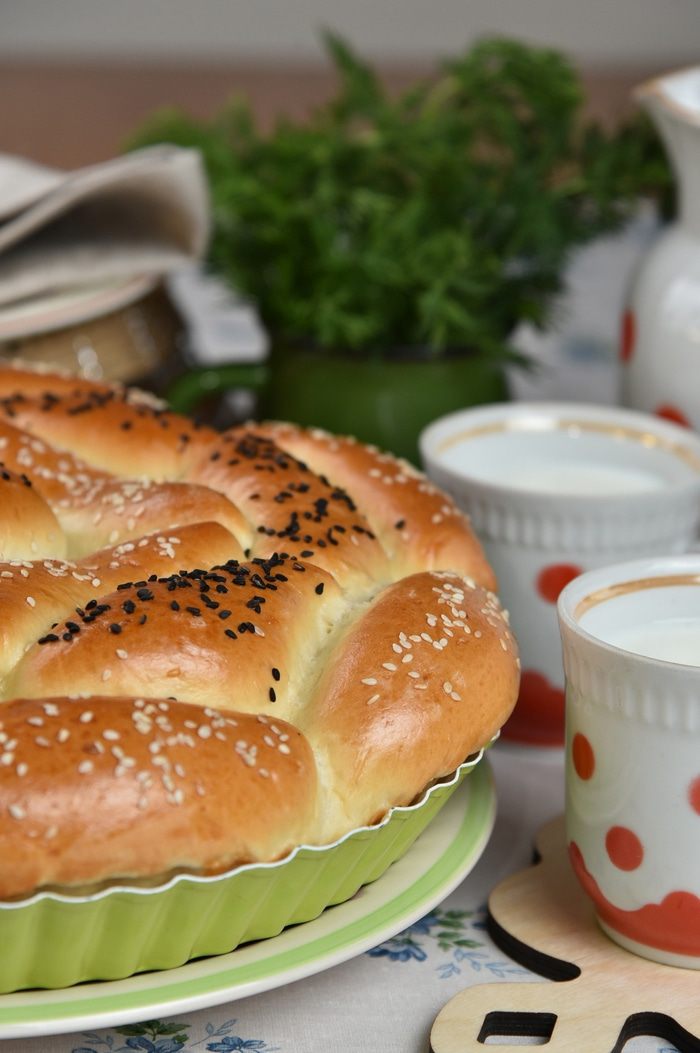 Пирог из пирожков «Дружная семейка»