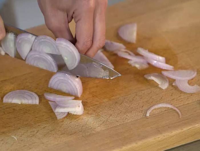 Паста с радиккио, орехами и сыром 