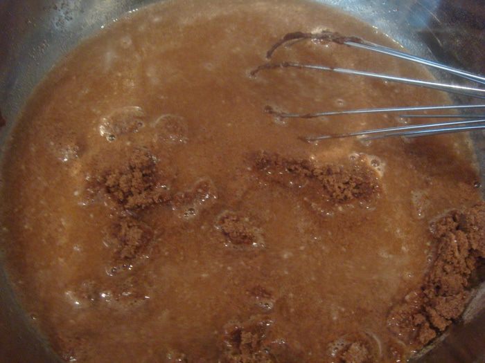 Постный пирог с гречневой мукой и какао
