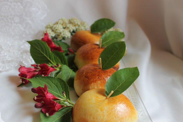 Булочки с начинкой &amp;quot;Наливные яблочки&amp;quot;