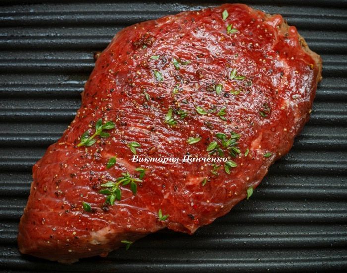 Теплый салат с говядиной и запеченными овощами