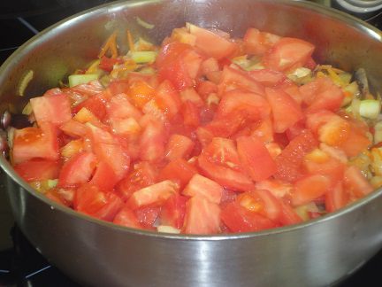 Овощное рагу с орехами