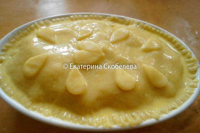 Пирог из заварного теста с ароматнейшей мясной начинкой