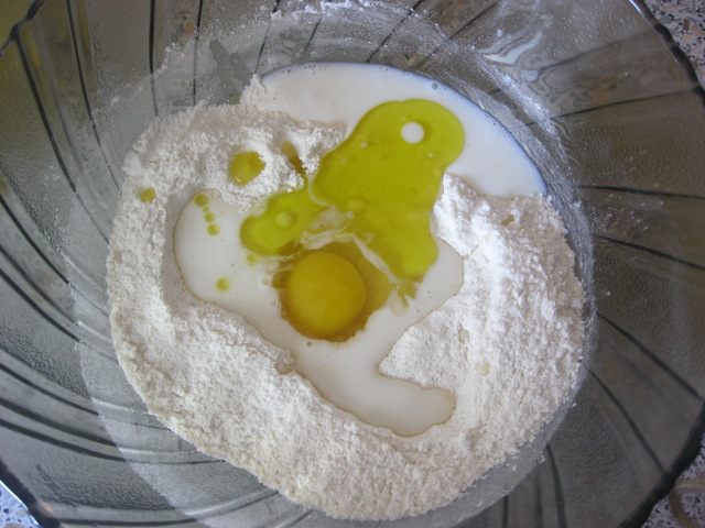 Оладьи на молоке с корицей