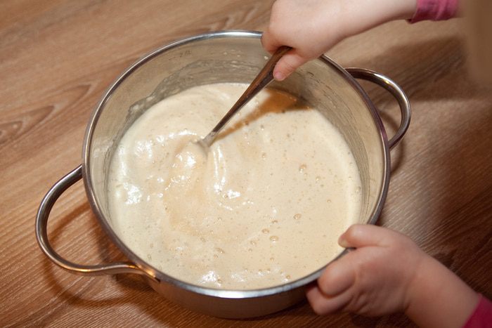 Сливочный кулич с апельсиновыми цукатами