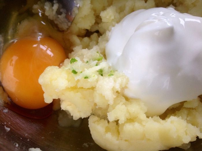 Картофельные &amp;quot;пальчики&amp;quot; с сыром и чесноком