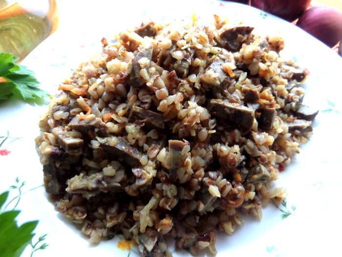Почки с гречкой