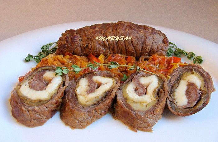 Мясные рулеты с баклажаном и адыгейским сыром