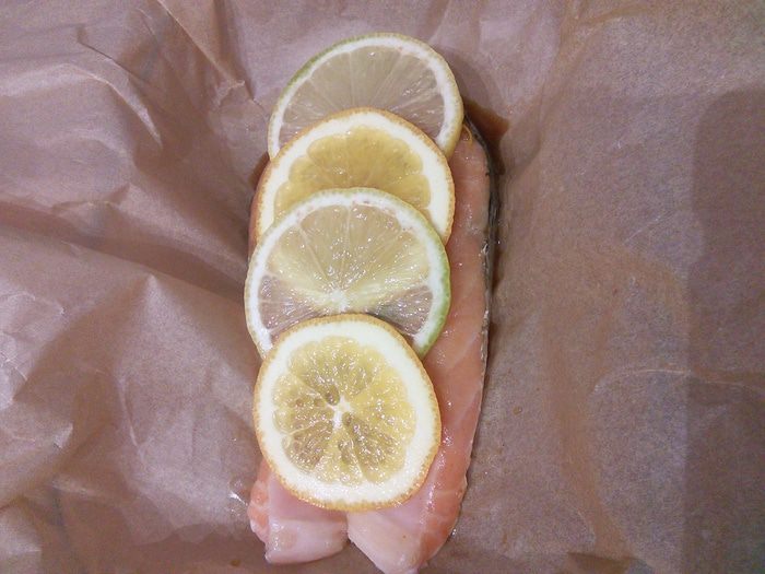 Лосось в соевом соусе 