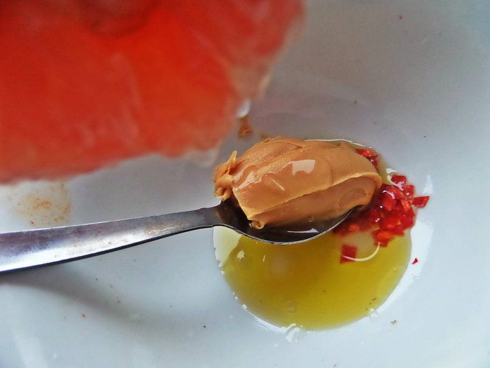 Фруктовый салат с арахисовым вкусом