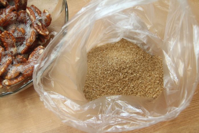 Чизкейк с корицей, яблоком и сахарным пеканом