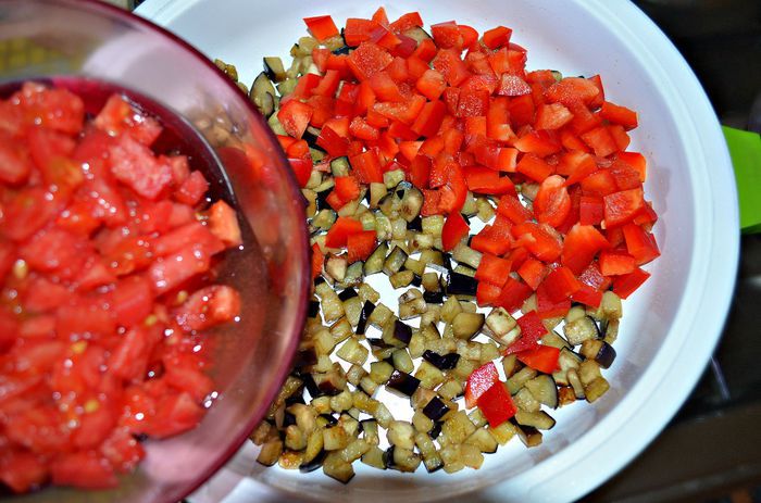 Мильфей с мясом, гречкой и овощами