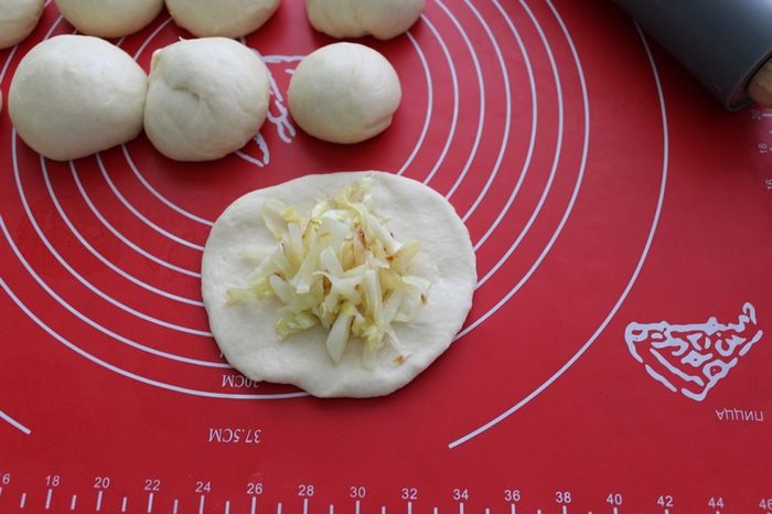 Пирожки с капустой постные