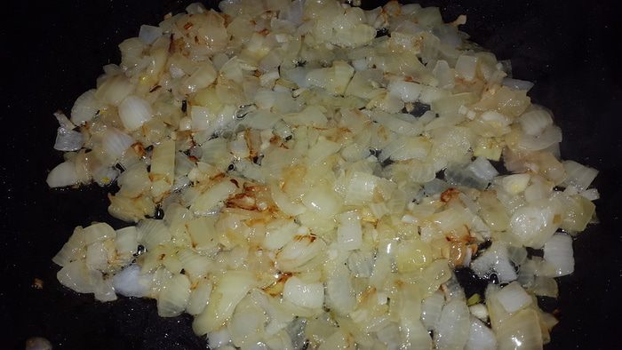 Цветная паста с тунцом в сливочном соусе