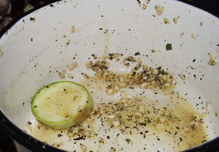 Шашлык из свинины с овощами в луковом маринаде